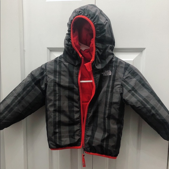 COPY - THE NORTH FACE two side coat - Picture 2 of 5